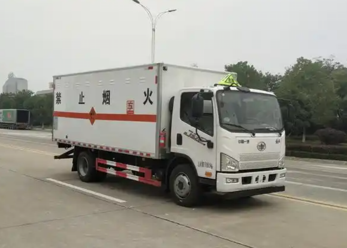 社旗县爆破器材运输车可以上高速吗？